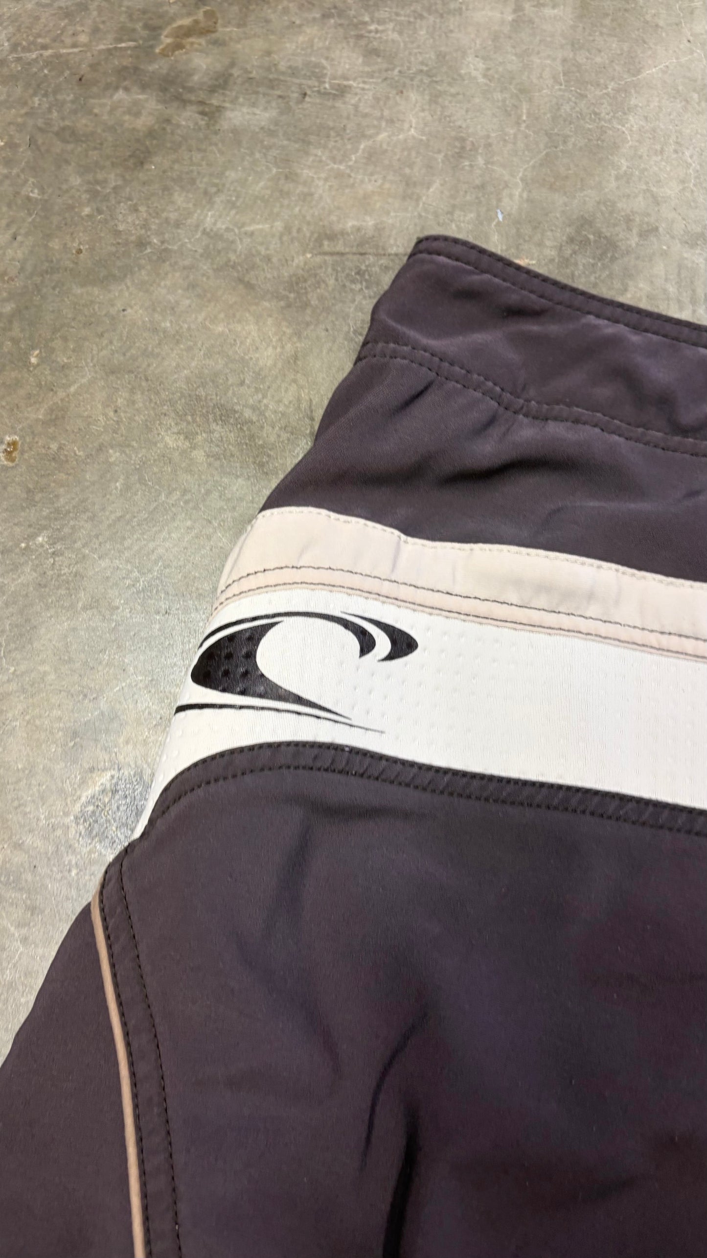 2000s O’Neill Boardies Size 34