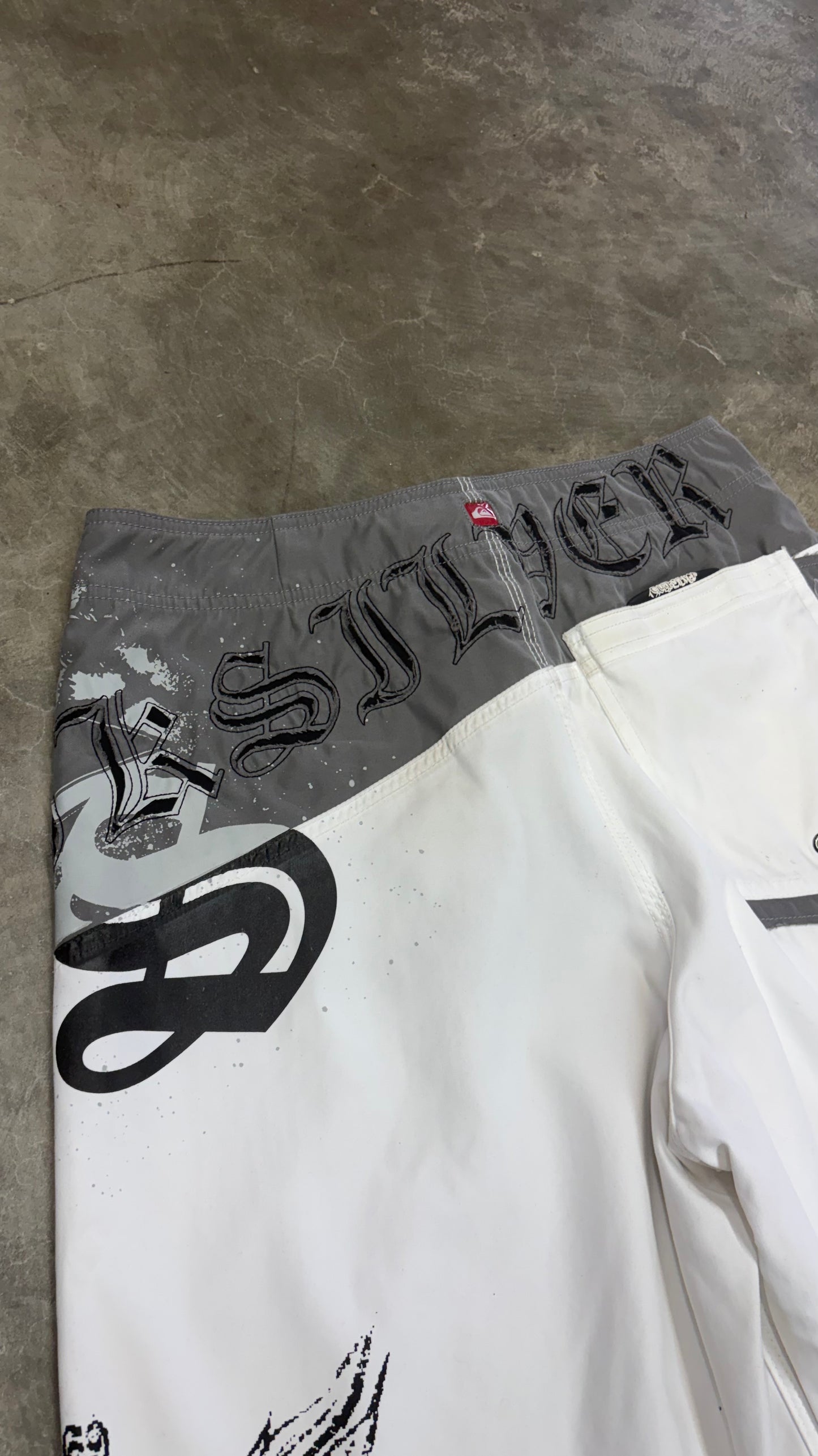 2000s Quiksilver Boardies 31/32”