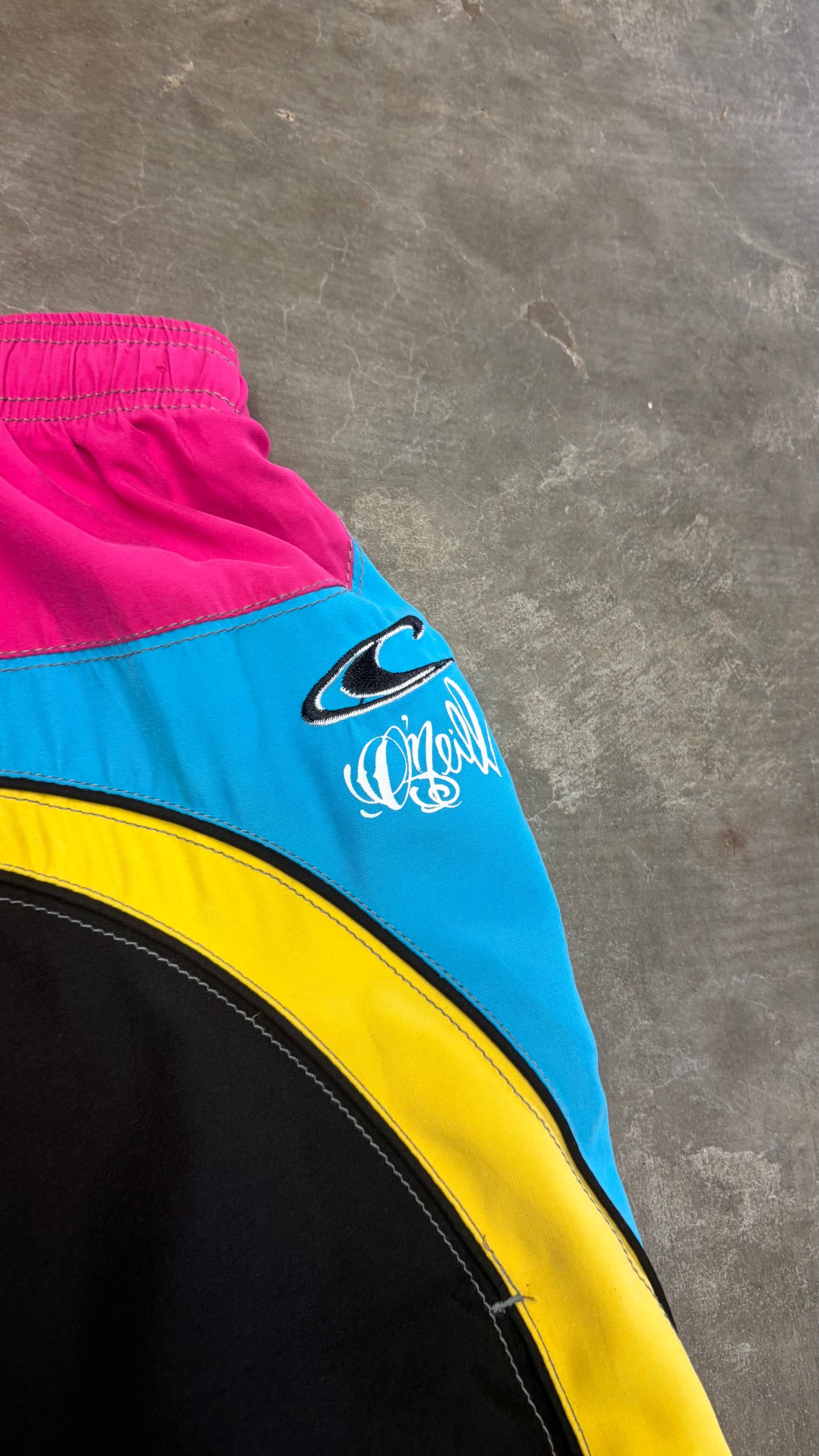 2000s O’Neill Boardies Size 26”