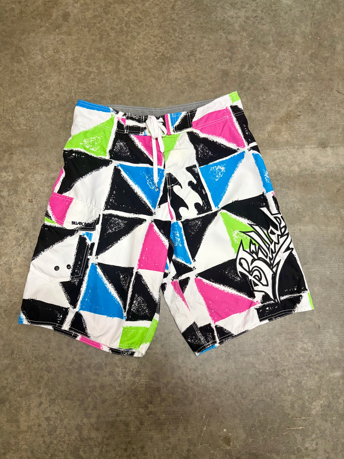 2000s Billabong Boardies Size W34”