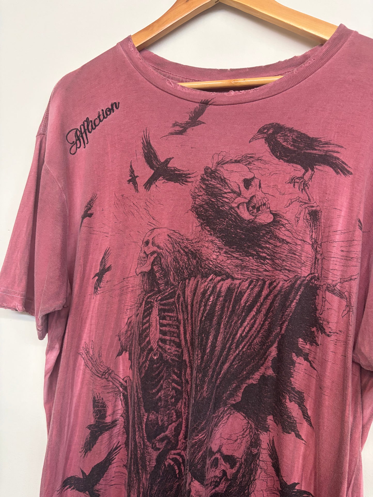 2000s Affliction T-Shirt *RARE* Large