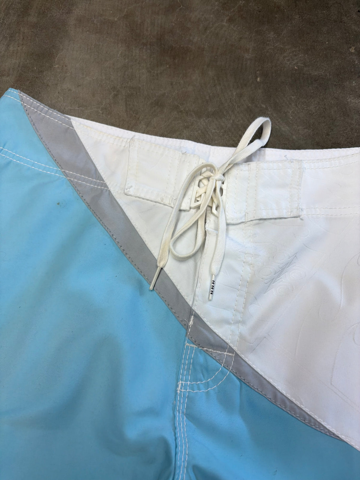 2000s Billabong Boardies Size W35-36 (M)
