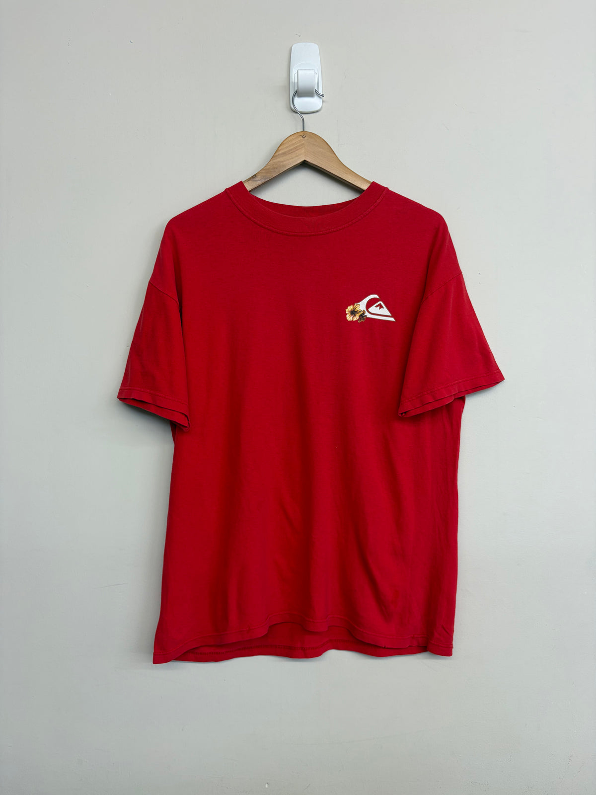 2000s Quiksilver T-Shirt Large