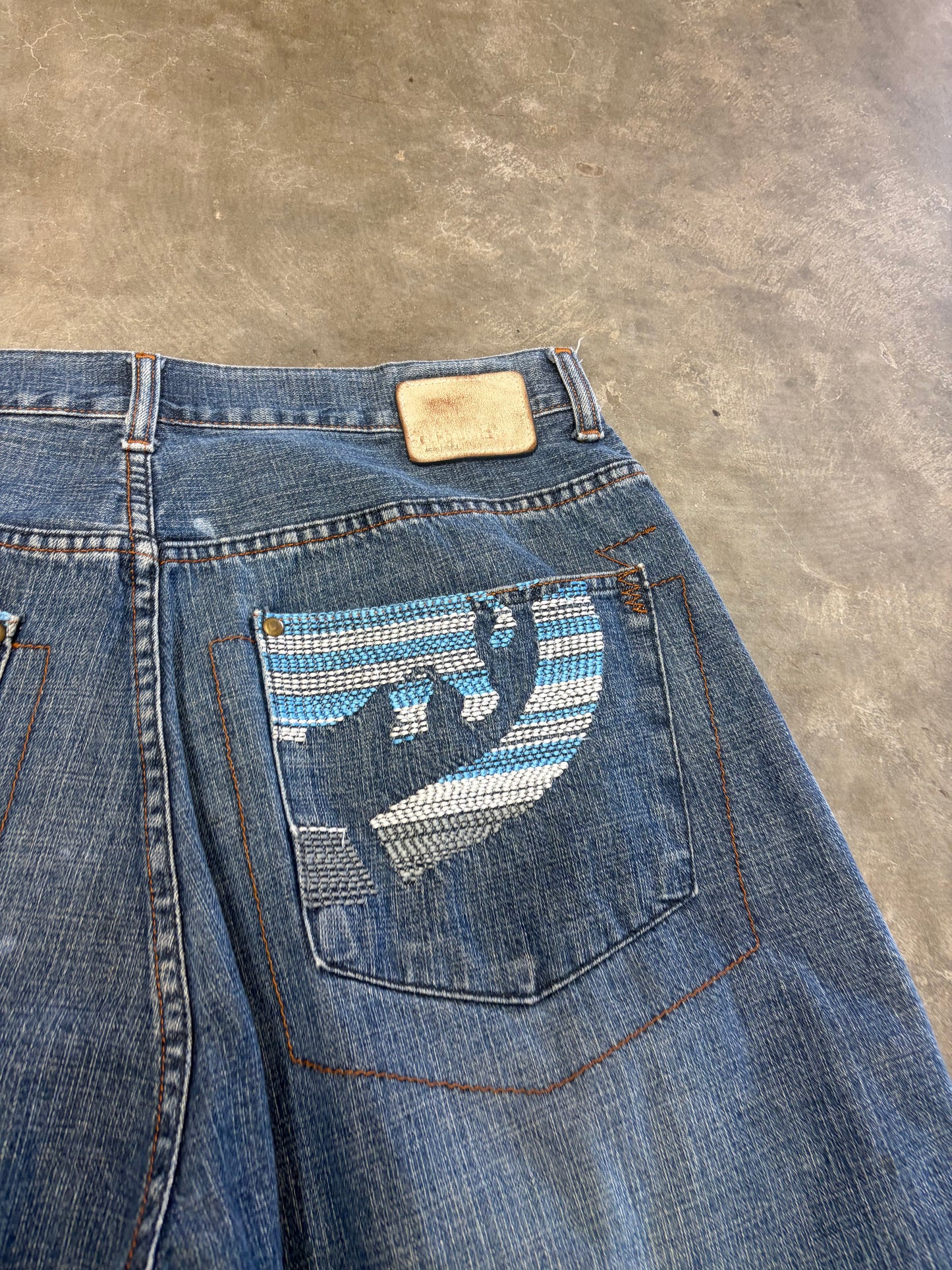 2000s Ecko Unltd Jorts W34”