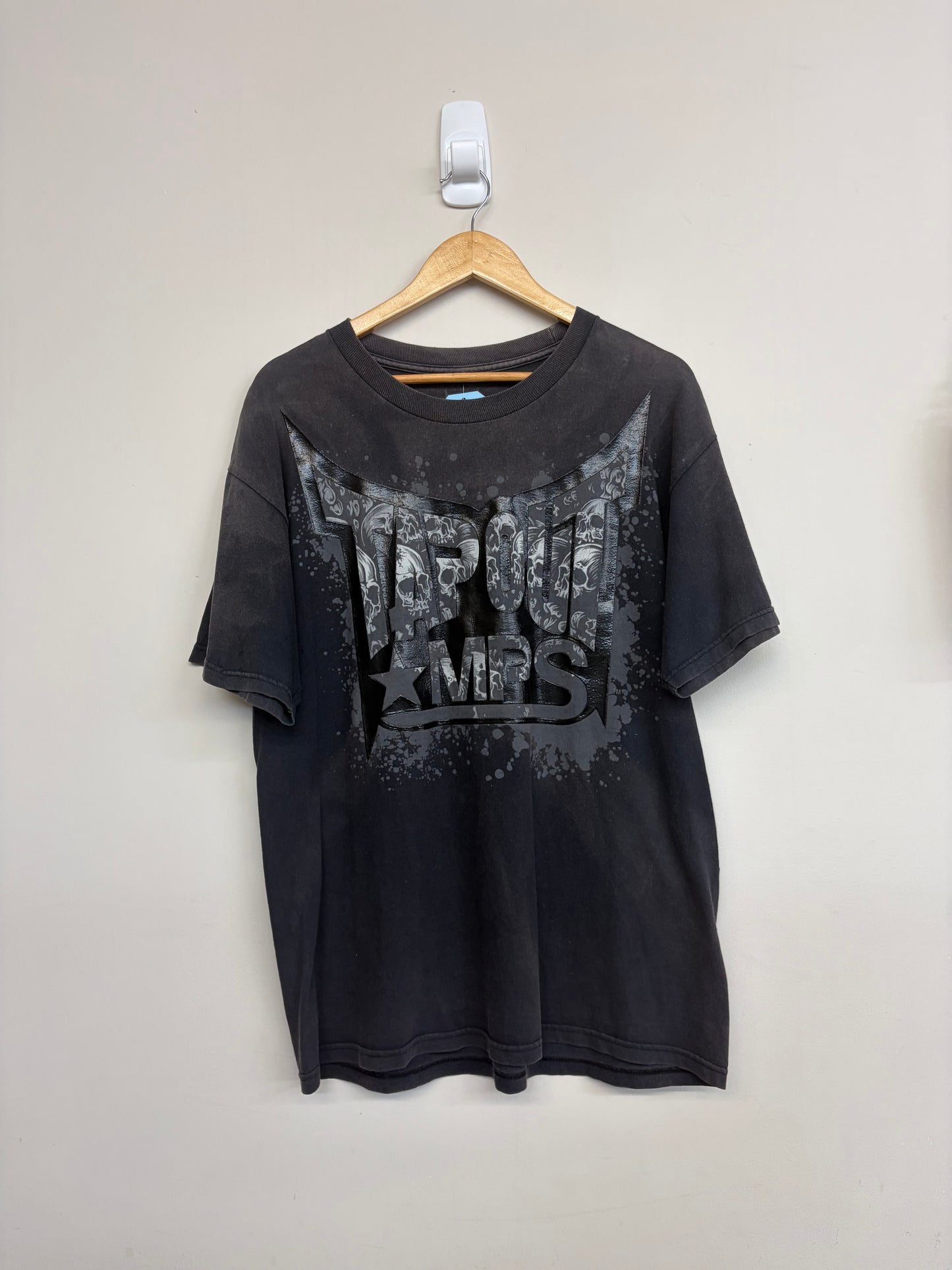2000s Tapout T-Shirt Large
