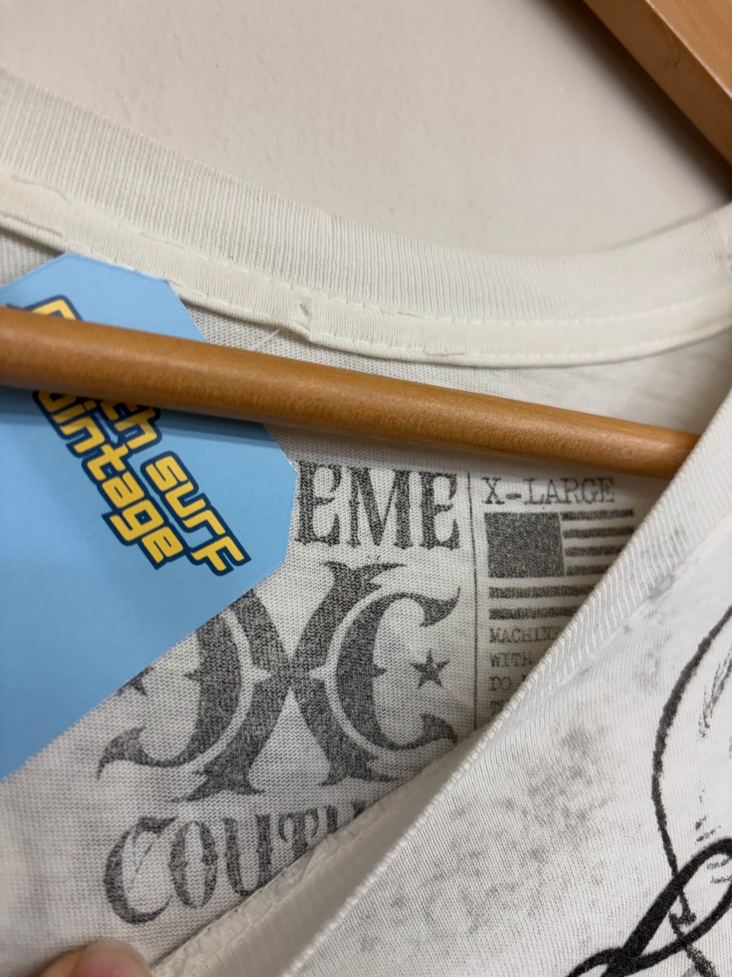 2000s Xtreme Couture T-Shirt Extra Large (RARE)