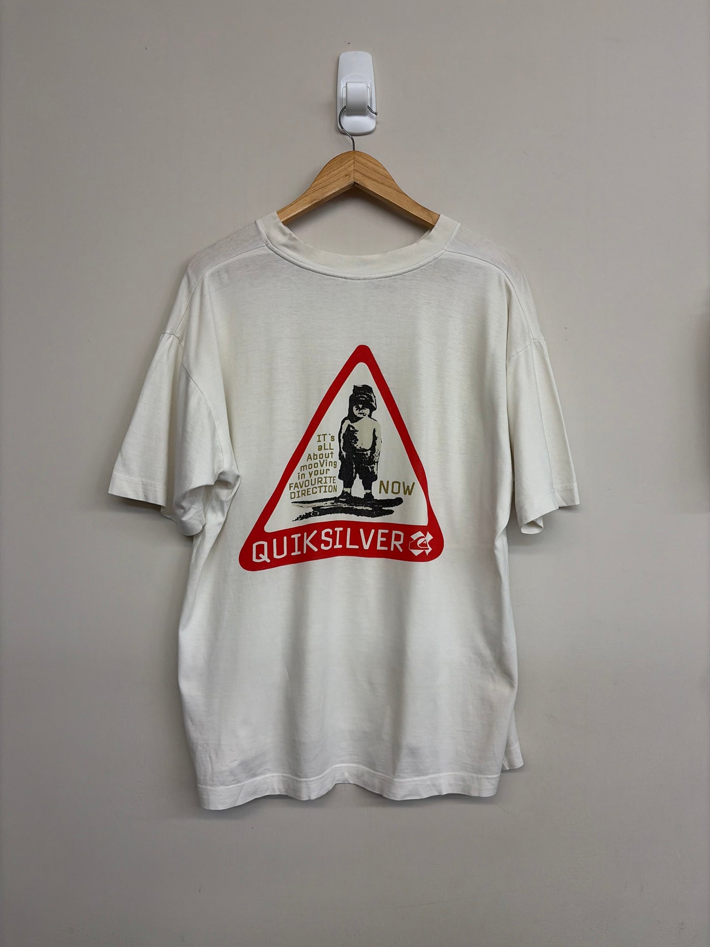 90s Quiksilver T-Shirt Medium (RARE)