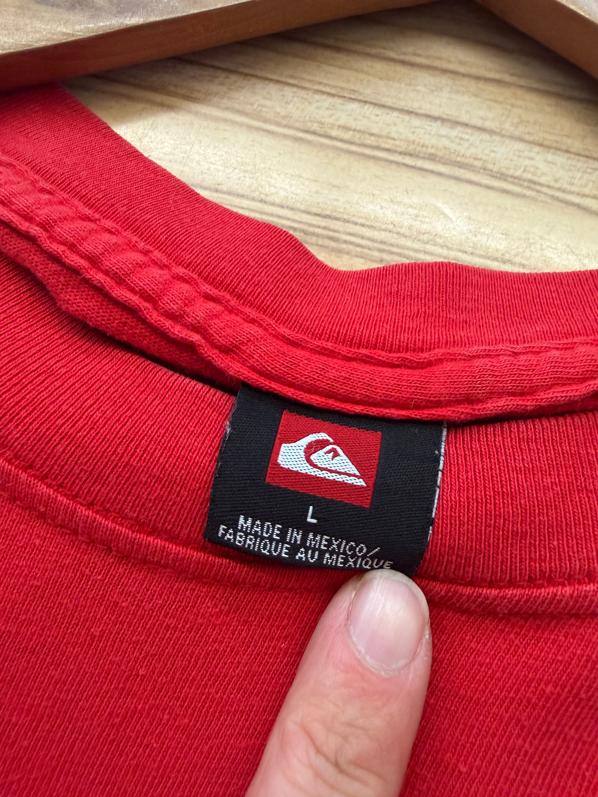 2000s Quiksilver T-Shirt Large