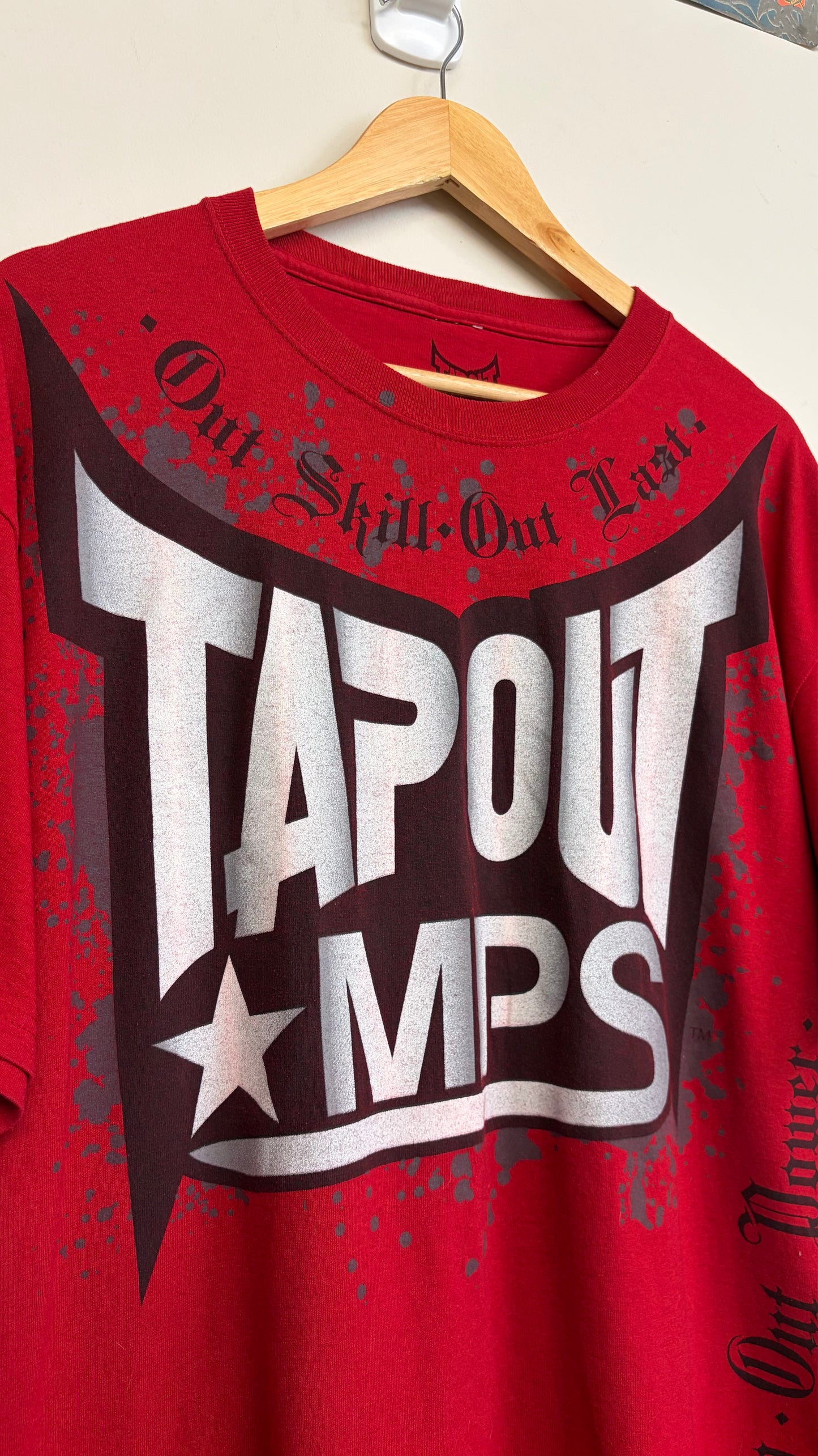 2000s Tapout T-Shirt XL