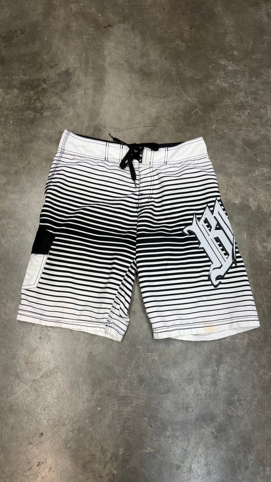 2000s Billabong Boardies Size 33”