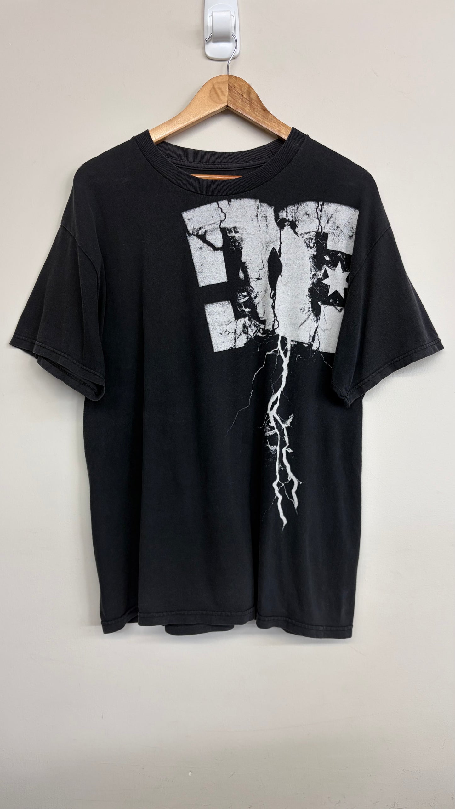2000s DC T-Shirt Large