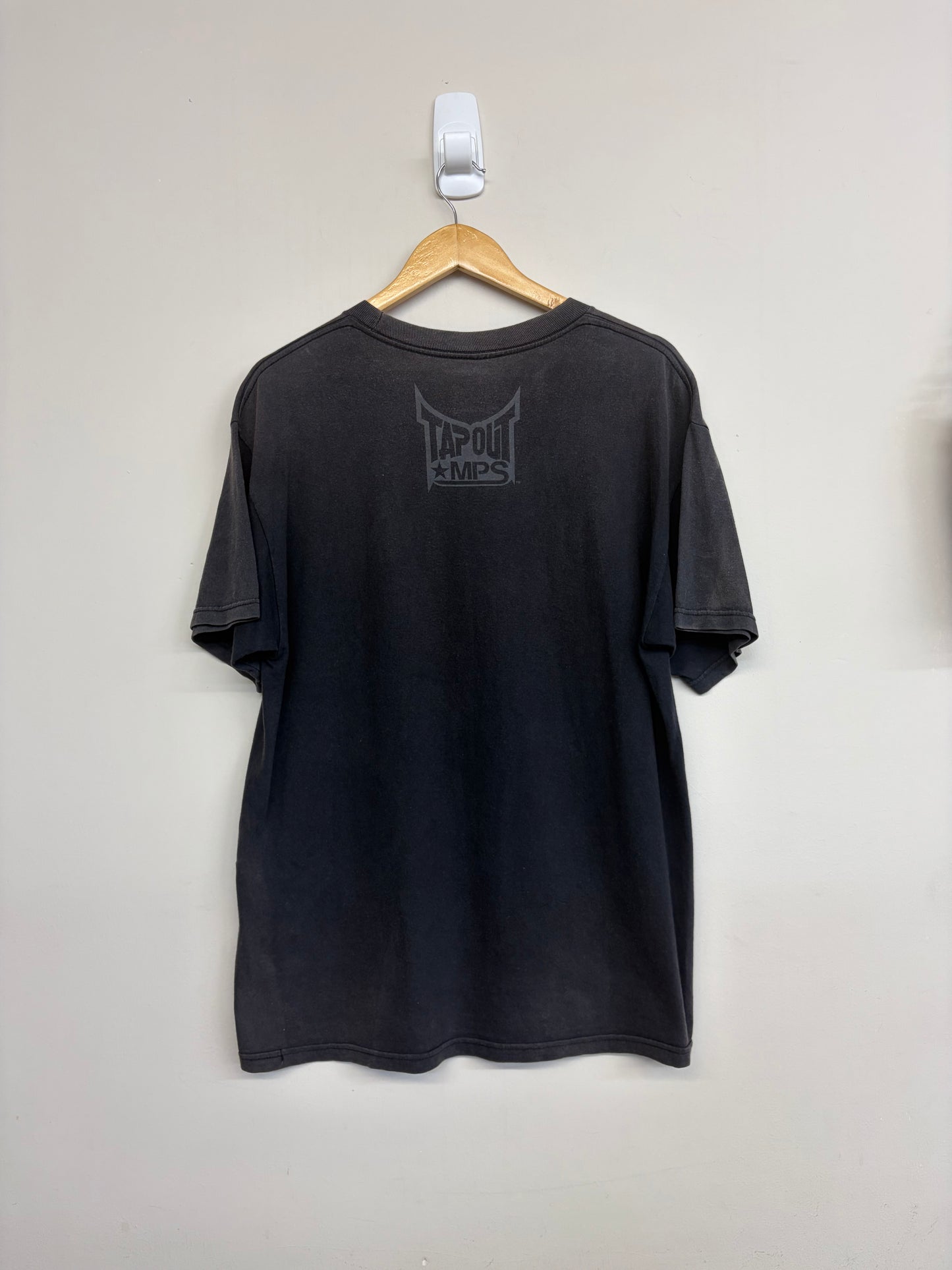 2000s Tapout T-Shirt Large