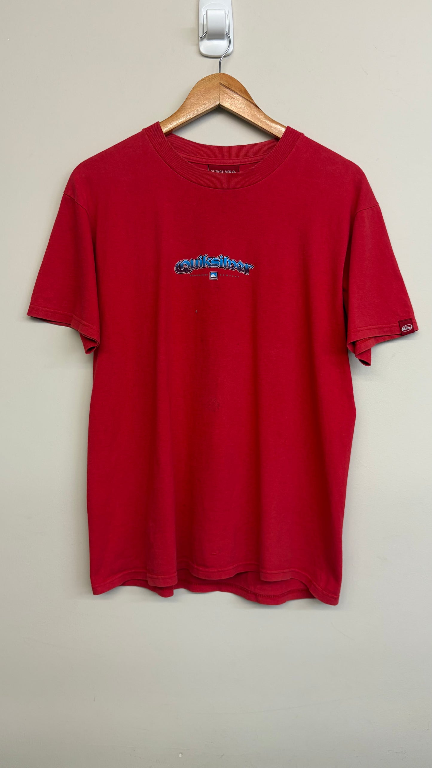 2000s Quiksilver T-Shirt Medium