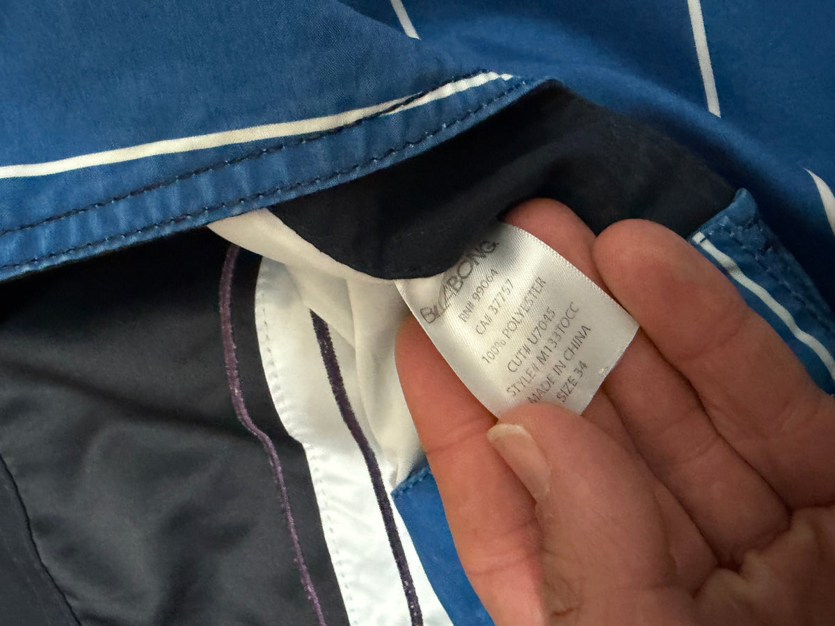 2000s Billabong Boardies W34